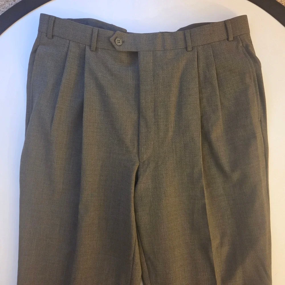 Claiborne Mens Vintage Worsted Wool Pleated Dress Pants Green 38W Unhemmed NWT
